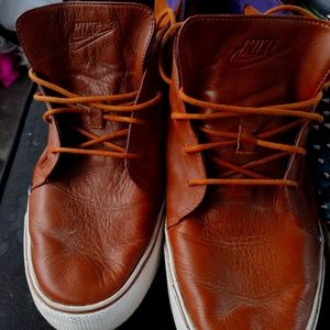 Nike leather canvas size 12 Brown